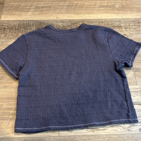 AE crinkle shirts - Picture 6 of 9